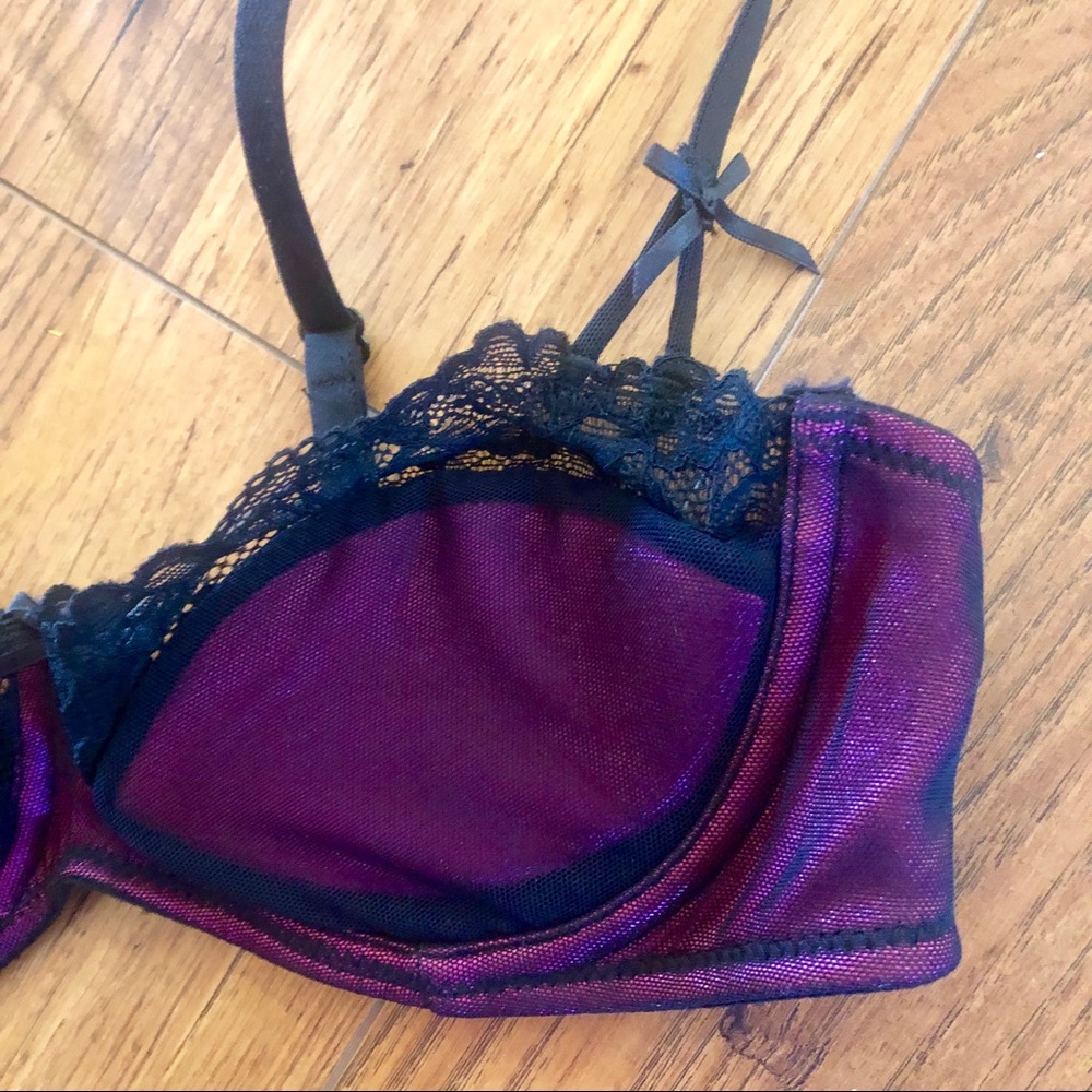 *SOLD IN BUNDLE TRADE*  Sexy Bra Black/Pink Bows - Picture 2 of 5